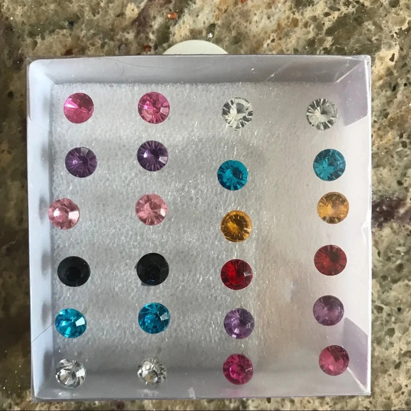 Other - Boxed Set of Fashion Earrings - 12 Pairs